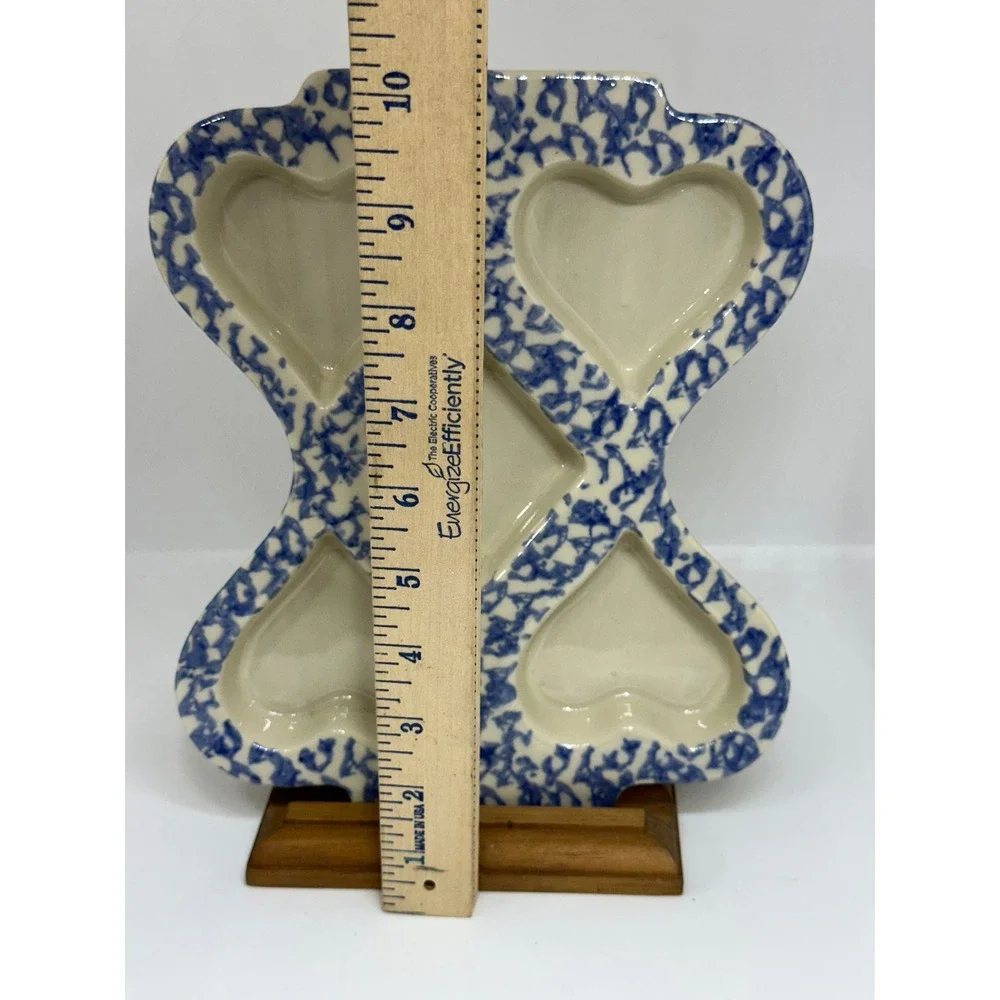 VTG Friendship Pottery Roseville Ohio Heart Muffin Pan Blue White Spongeware